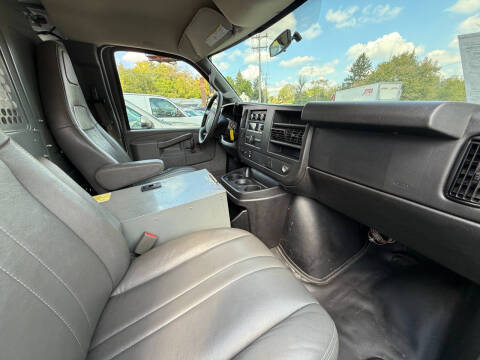 2017 Chevrolet Express 2500