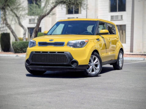 2015 Kia Soul +