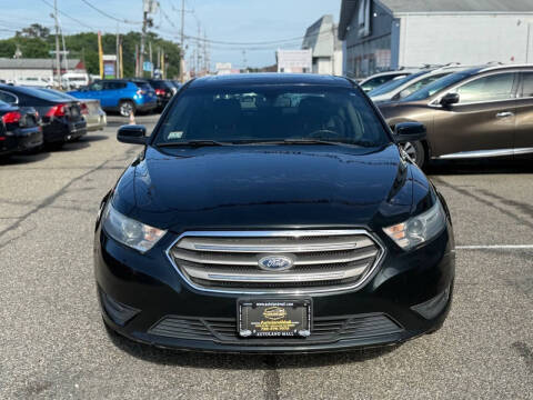 2014 Ford Taurus SEL