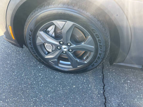 2021 Ford Mustang Mach-E Select