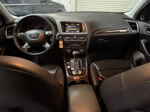 2016 Audi Q5 2.0T quattro Premium Plus