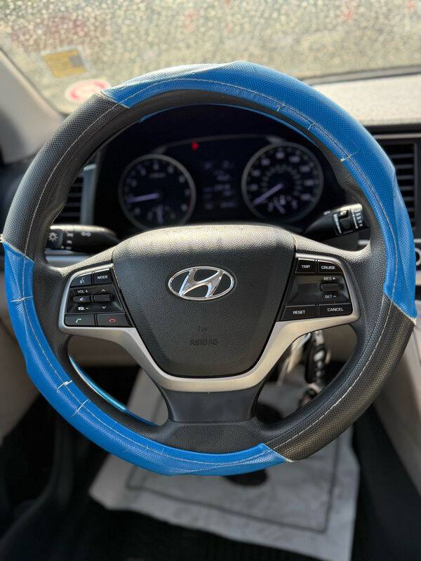 2018 Hyundai Elantra