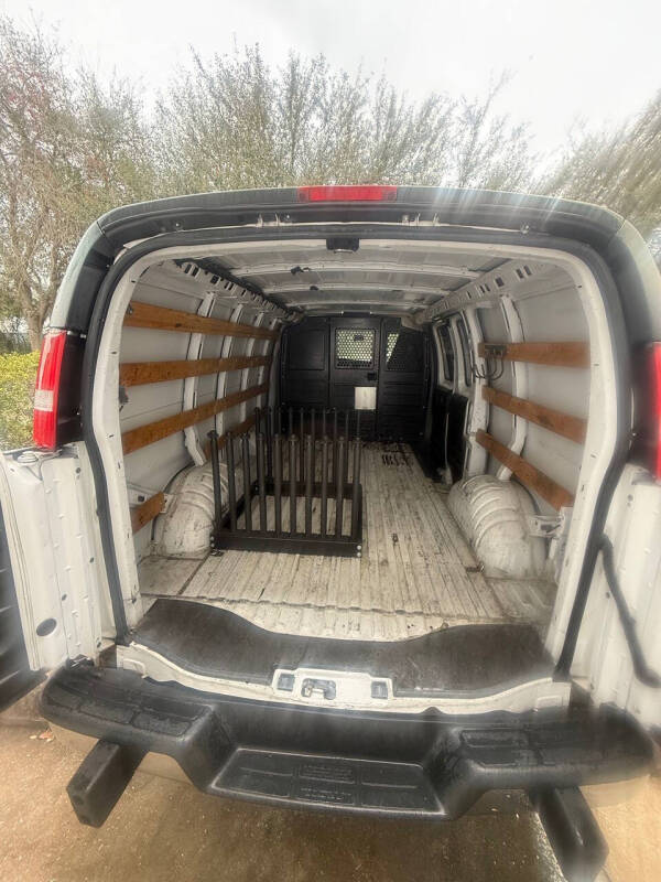 2019 Chevrolet Express 2500