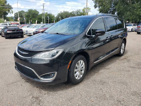 2018 Chrysler Pacifica Touring L
