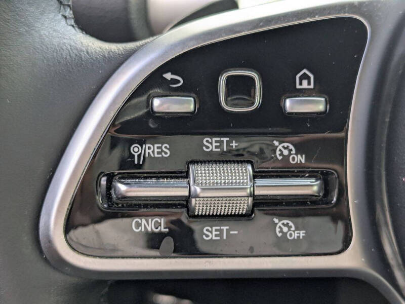 2022 Mercedes-Benz GLB GLB 250