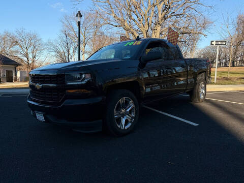 2018 Chevrolet Silverado 1500 Custom