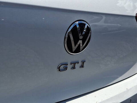 2026 Volkswagen Golf GTI SE