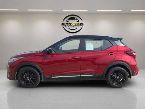 2023 Nissan Kicks SR