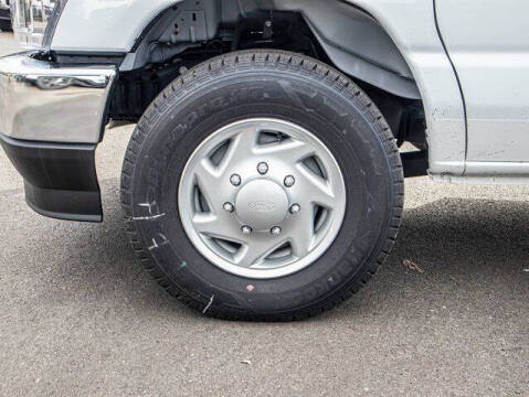 2025 Ford E-Series
