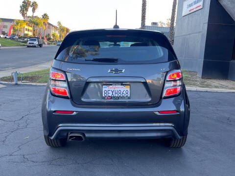 2018 Chevrolet Sonic LT Auto