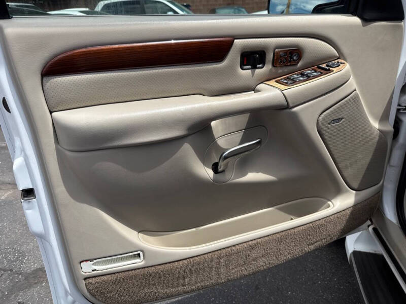 2002 Cadillac Escalade