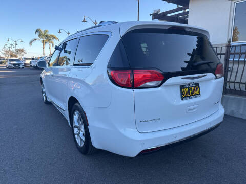 2020 Chrysler Pacifica Limited 35th Anniversary