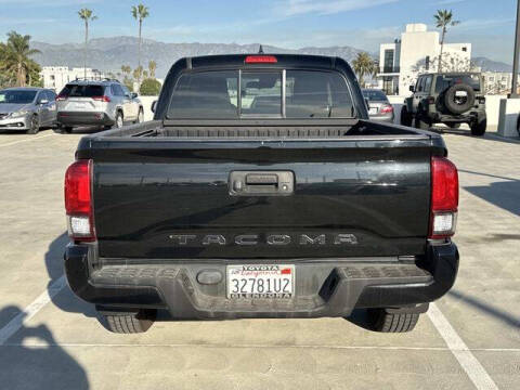 2019 Toyota Tacoma SR