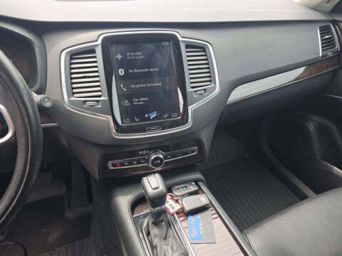 2019 Volvo XC90 T5 Momentum