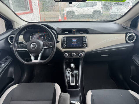 2020 Nissan Versa SV