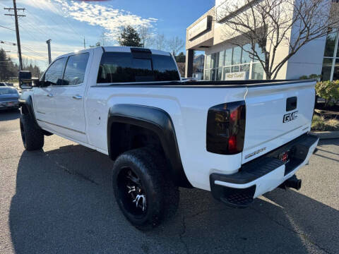 2015 GMC Sierra 2500HD Denali