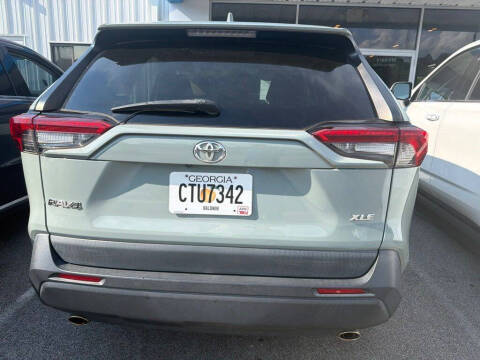 2022 Toyota RAV4 XLE
