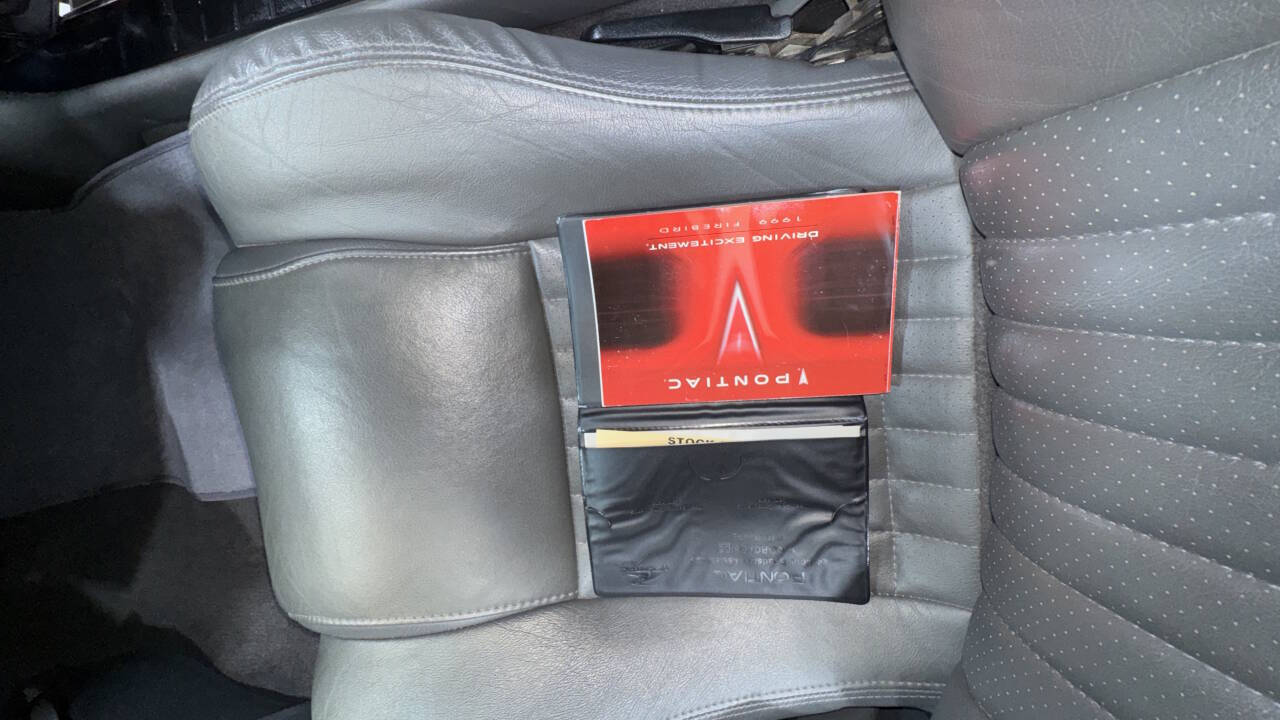 1999 Pontiac Firebird 43