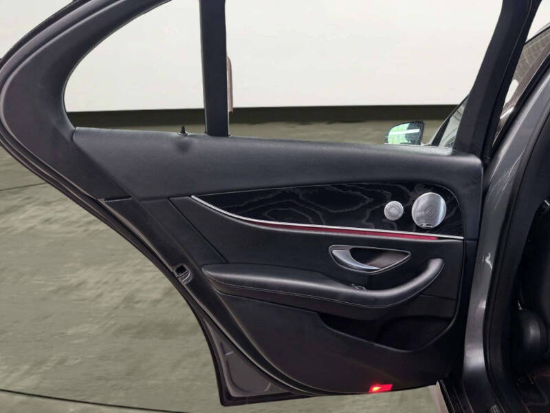 2017 Mercedes-Benz E-Class E 300 4MATIC