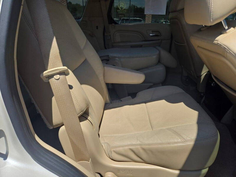 2012 Cadillac Escalade Luxury