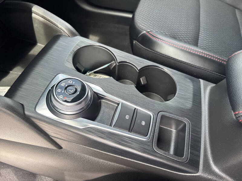 2025 Ford Escape Hybrid ST-Line Select