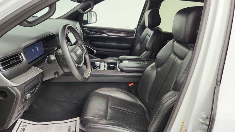 2022 Jeep Wagoneer Series II