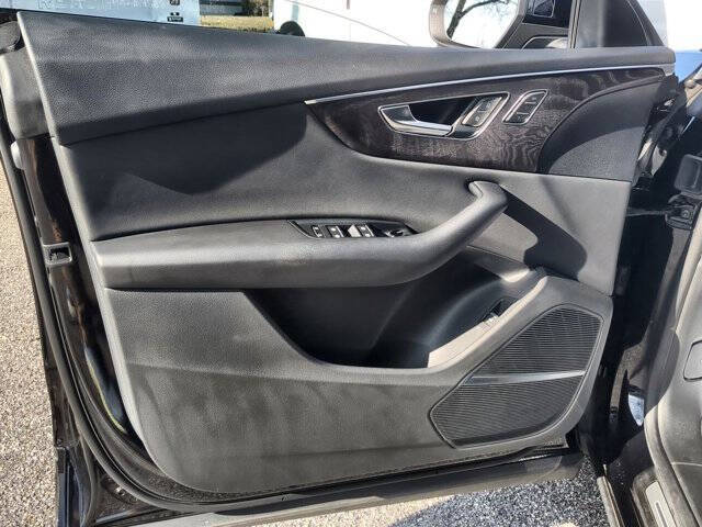 2021 Audi Q8 quattro Premium Plus 55 TFSI