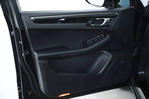 2017 Porsche Macan S