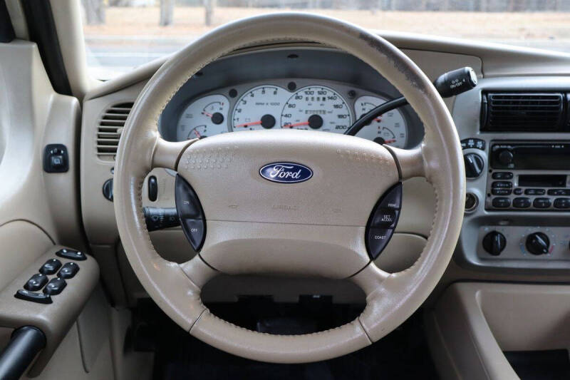 2003 Ford Explorer Sport Trac XLS