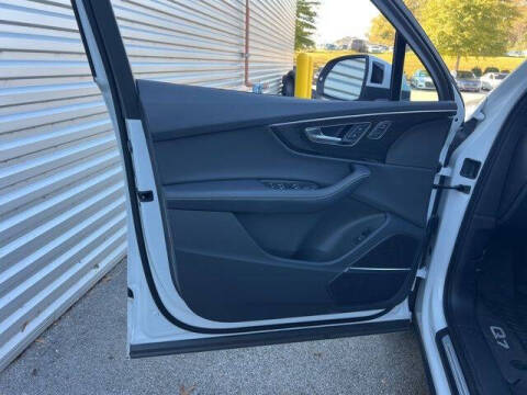 2025 Audi Q7 quattro Premium Plus 55 TFSI