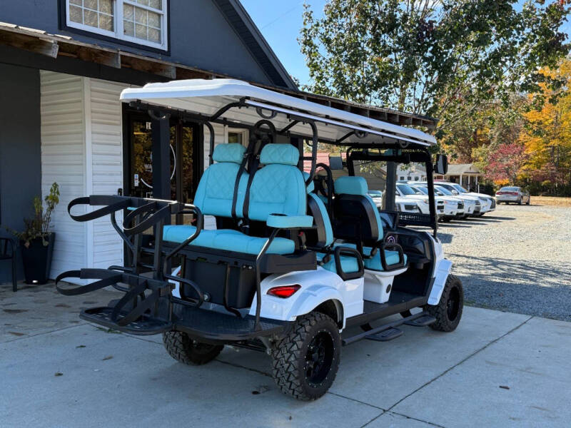 2024 Skye Performance Bolt Series XL