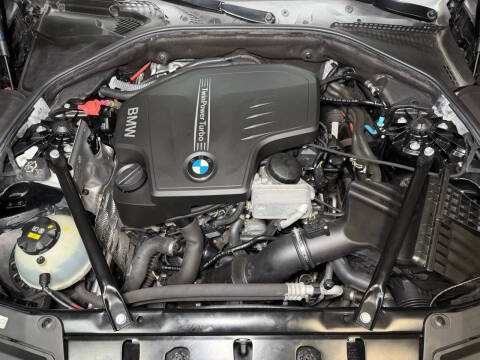 2016 BMW 5 Series 528i