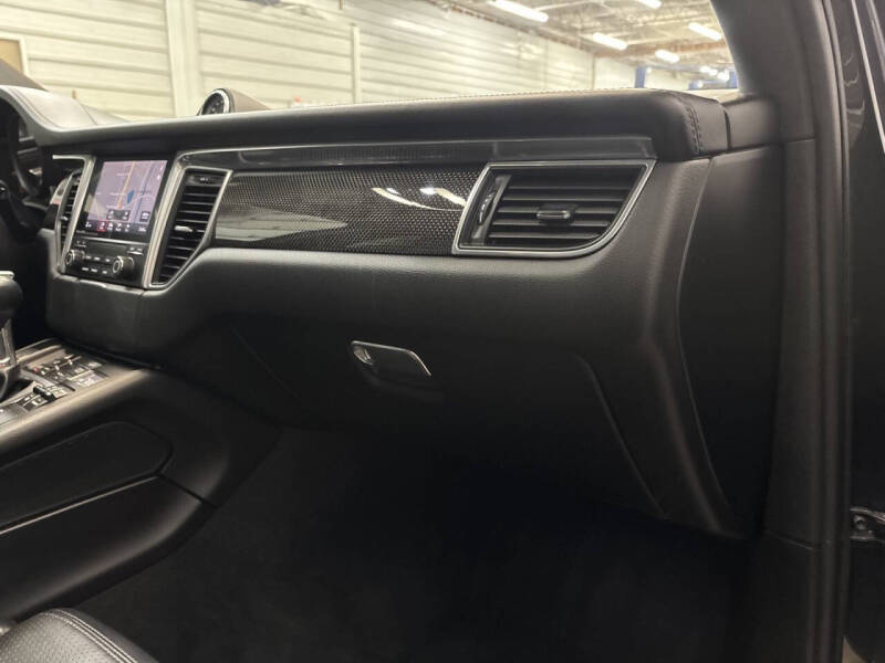 2018 Porsche Macan GTS