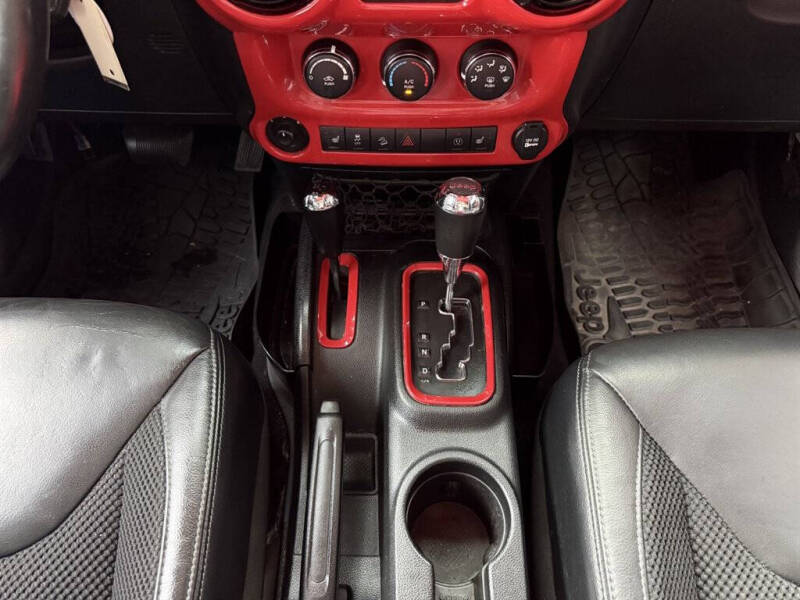 2017 Jeep Wrangler Sahara