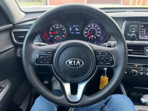 2017 Kia Optima LX