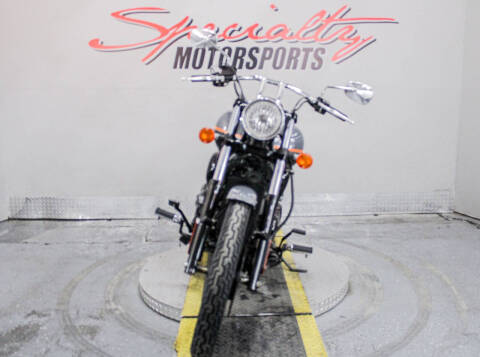 2019 Kawasaki Vulcan 900 Custom