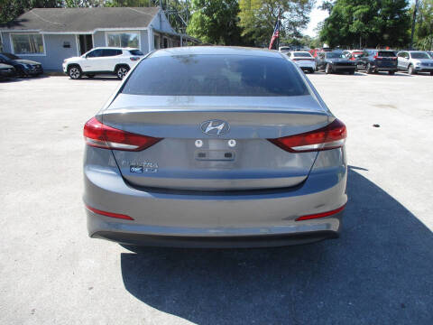 2018 Hyundai Elantra SE