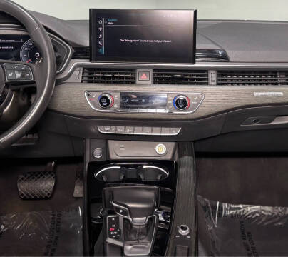 2022 Audi A4 quattro S line Prem Plus 45 TFSI