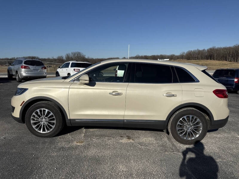 2016 Lincoln MKX Select