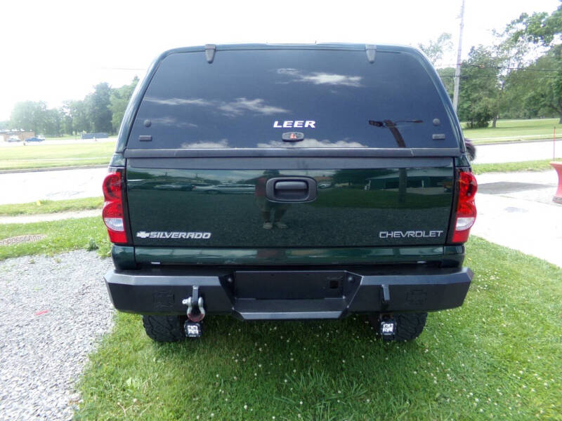 2004 Chevrolet Silverado 2500HD LS