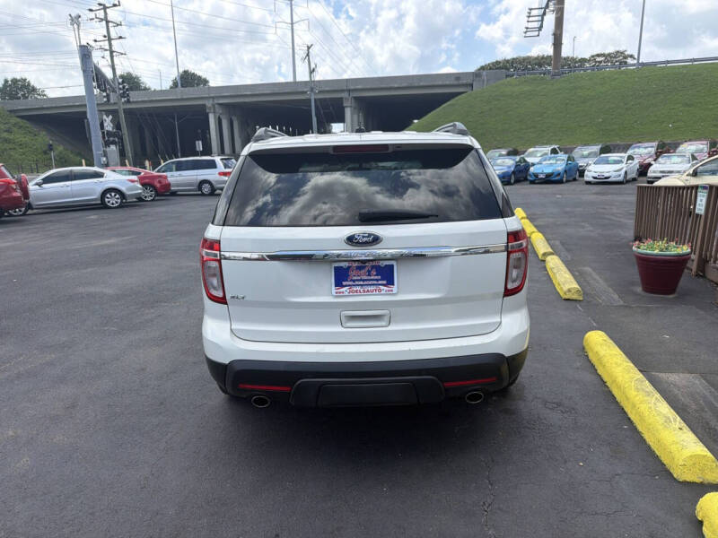 2011 Ford Explorer XLT