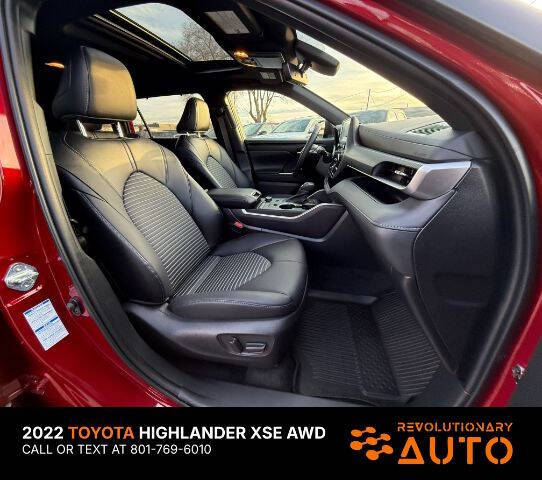 2022 Toyota Highlander XSE