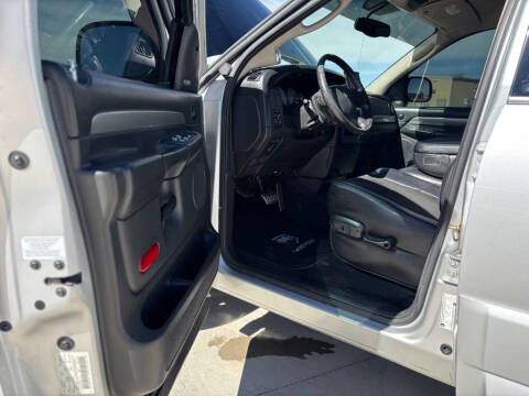 2005 Dodge Ram 1500 SRT-10