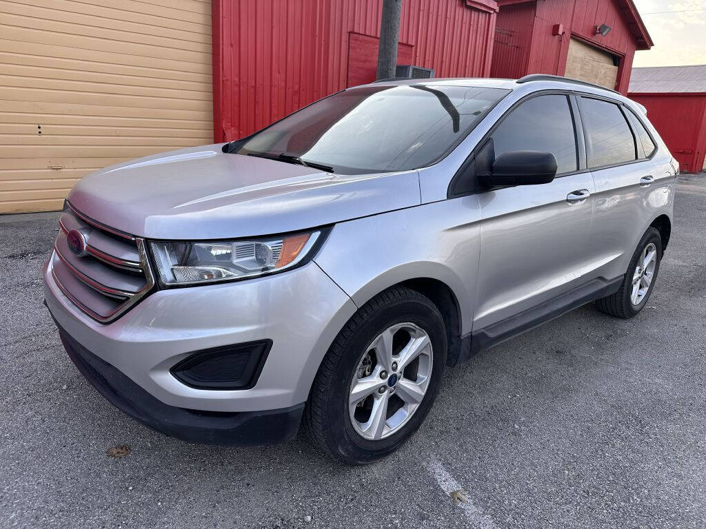 Silver 2017 Ford Edge SE SE 4dr Crossover 1