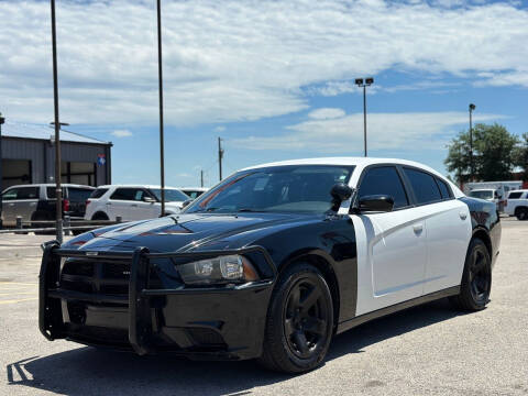 2013 Dodge Charger for sale at Chiefs Auto Group in Hempstead TX