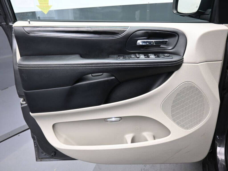 2016 Dodge Grand Caravan SE Plus