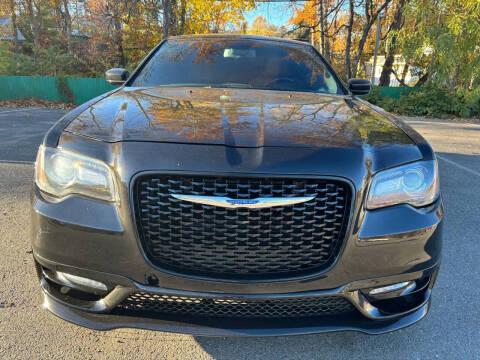 2014 Chrysler 300 SRT8