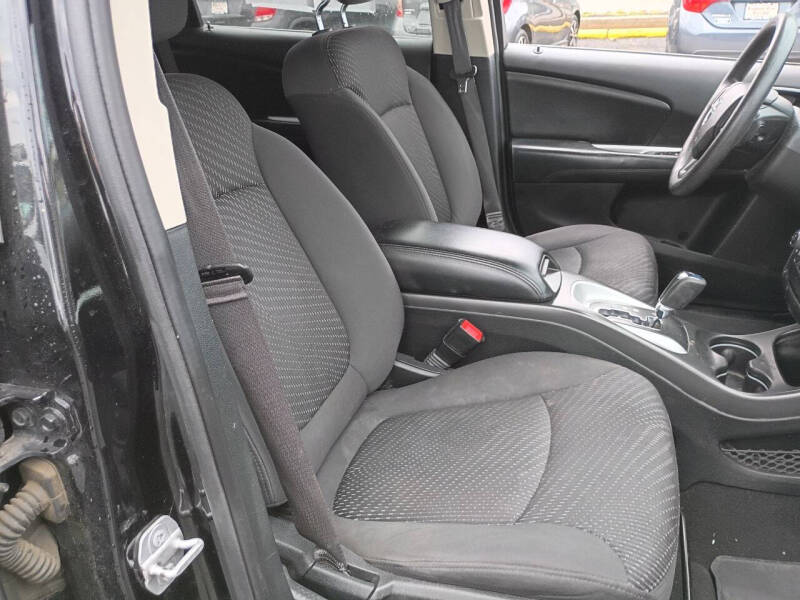 2017 Dodge Journey SE