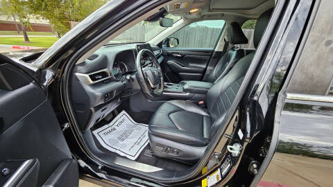 2023 Toyota Highlander XLE