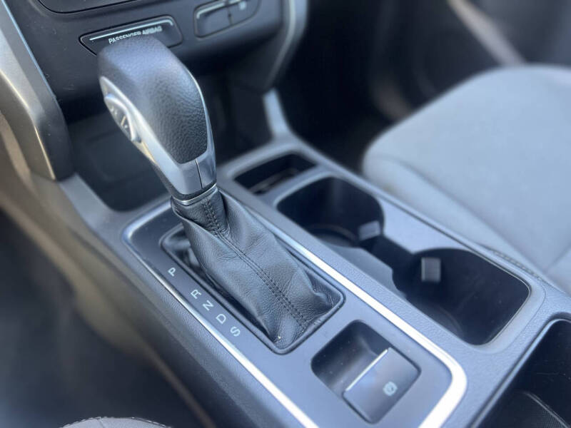 2017 Ford Escape S